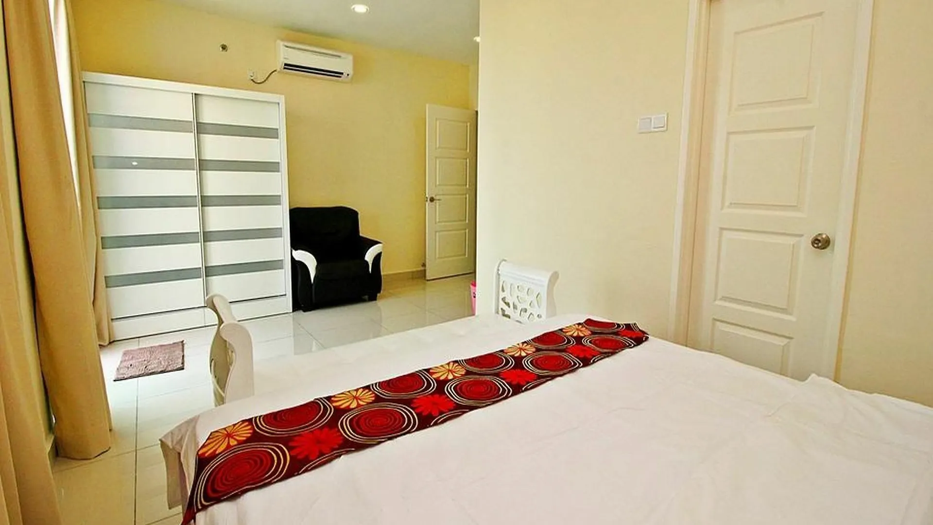 Mansion One Service Apartment George Town 3*,