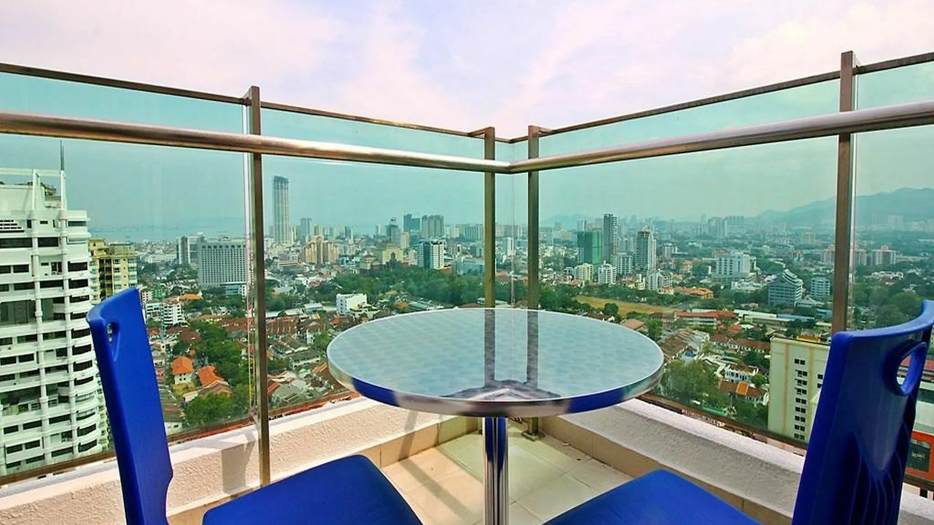 Mansion One Service Apartment George Town Malajzia